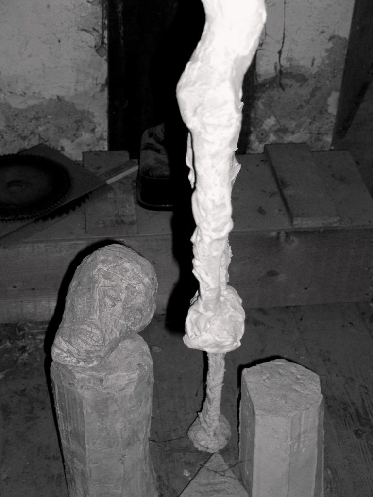 AKTAIONgehnge, Detail